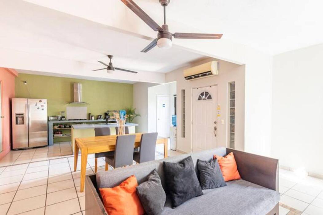 Dici Co-Living Housing Cabo San Lucas Bed & Breakfast ภายนอก รูปภาพ